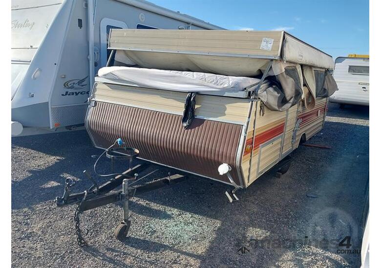 caption Jayco Swan POP Top