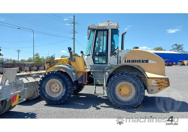 Liebherr L524