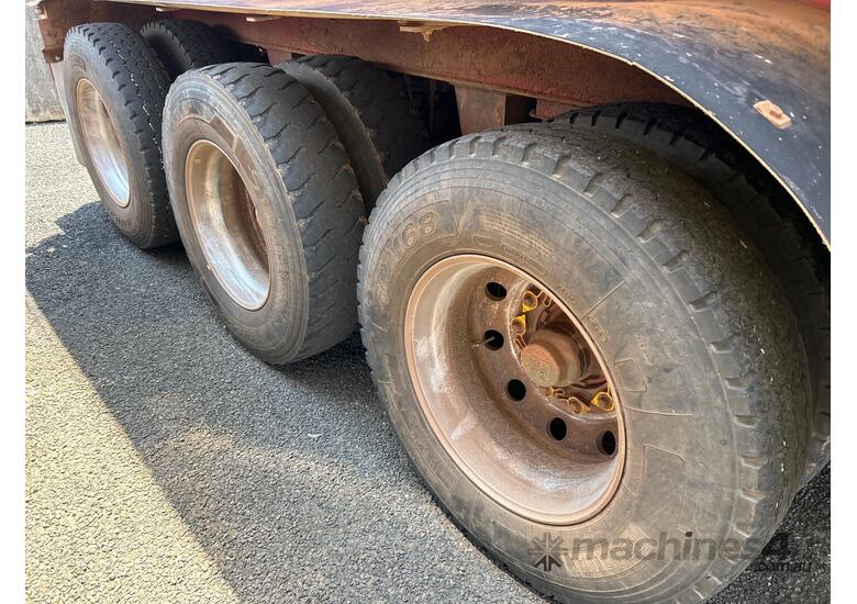 2011 Azmeb Global Trailers Road Train Tri Axle Side Tipper