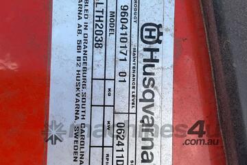 2011 Husqvarna LTH2038 Ride On Mower