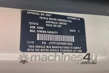 Toyota 2015   Hiace Diesel