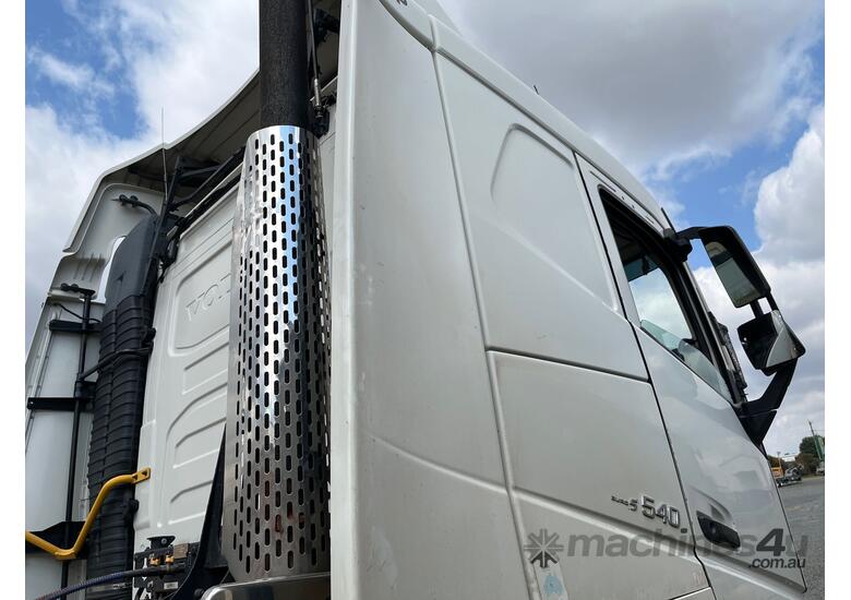 2015 Volvo FH540 6x4 Sleeper Cab Prime Mover