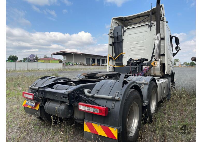 2015 Volvo FH540 6x4 Sleeper Cab Prime Mover