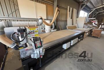 Multicam   CNC Router SR4015vi