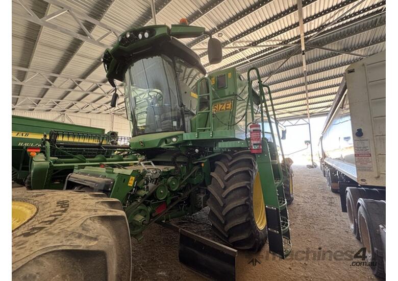 2022 John Deere S780 Combines