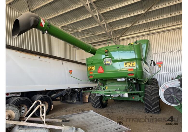 2022 John Deere S780 Combines