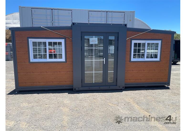 Brown Expandable 2 Bedroom Container House with Ensuite