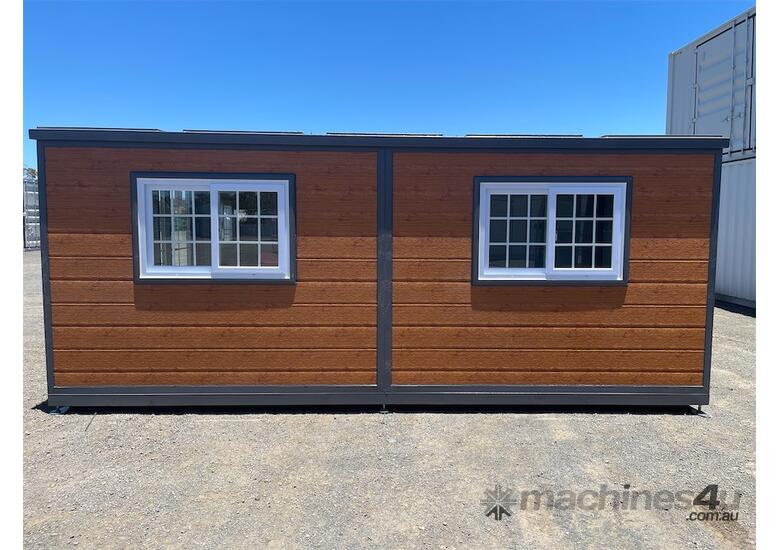 Brown Expandable 2 Bedroom Container House with Ensuite