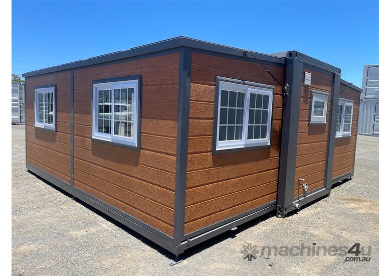 Brown Expandable 2 Bedroom Container House with Ensuite