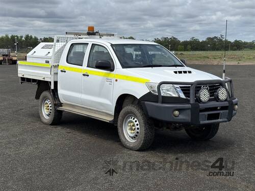 2014 TOYOTA HILUX SR UTE