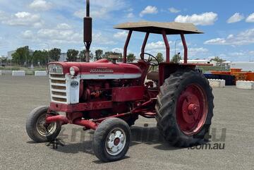 MCORMICK INTERNATIONAL A554 TRACTOR