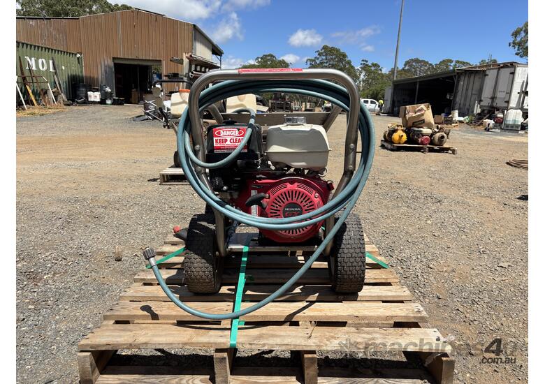 Aussie Pumps GT/GX390 Pressure Washer