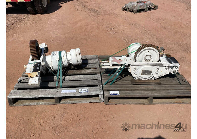 2 x  - Pallets Containing TENSIONER,CHAIN,MG/TG PIVOTING TENSIONER(100746365)