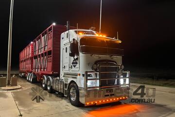 KENWORTH K200 PLUS BYRNES B/DOUBLE CATTLE CRATES