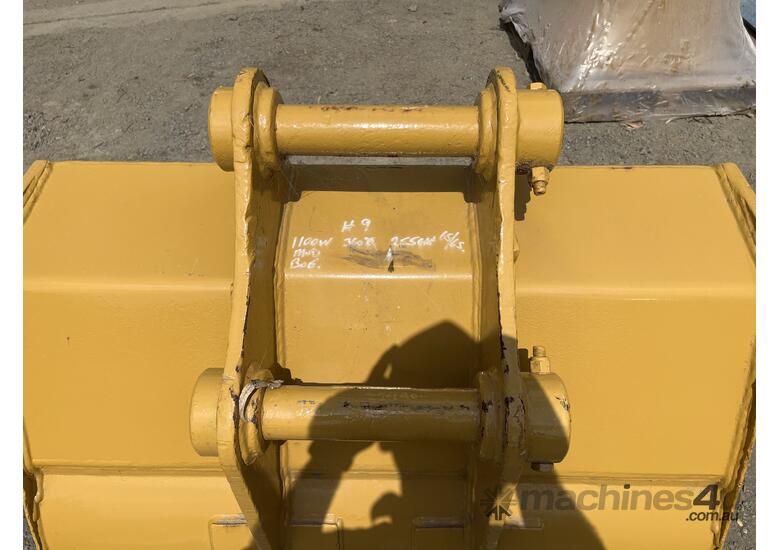 1100mm Mud Bucket (Suit 10-15T Excavator)