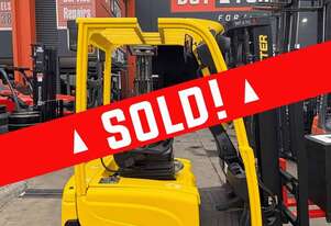 1.8 TONNE CONTAINER MAST HYSTER