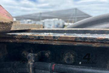 2000 Kenworth K104 Prime Mover