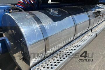 2007 Kenworth T604 Prime Mover Sleeper Cab