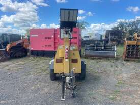 2011 SE Power Equipment Metrolite Single Axle Lighting Tower Trailer - picture1' - Click to enlarge