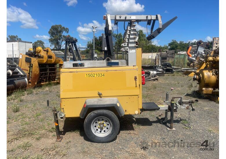2011 SE Power Equipment Metrolite Single Axle Lighting Tower Trailer