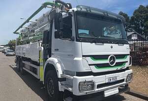 Mercedes Schwing 36X concrete boom pump