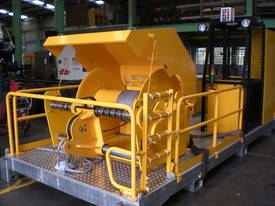 REDMOND GARY - 8 TONNE DIESEL /  HYDRAULIC WINCH - picture0' - Click to enlarge