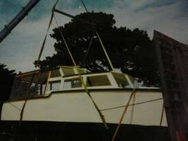 TIMBER HULL - BEAUTIFUL/VALUABLE Timber or recork hull  - picture0' - Click to enlarge