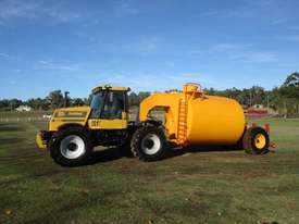 JCB FASTRAC 185/65 FWA/4WD Tractor - picture0' - Click to enlarge