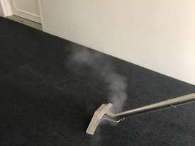 Carpet cleaning machine  - picture2' - Click to enlarge
