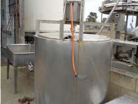 stainless steel vats - picture1' - Click to enlarge