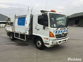 2010 Hino 500 1024 FD - picture0' - Click to enlarge