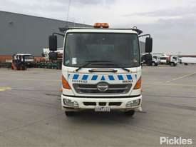 2010 Hino 500 1024 FD - picture1' - Click to enlarge