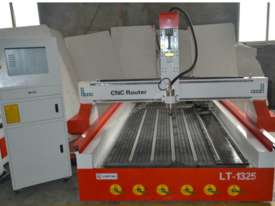 Used CNC Machine router for sale  - picture1' - Click to enlarge