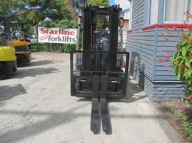 TCM 2.5 ton Container Mast, Diesel Used Forklift - picture1' - Click to enlarge