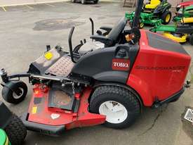 Toro 7200 Commercial Zero Turn Mower - picture1' - Click to enlarge