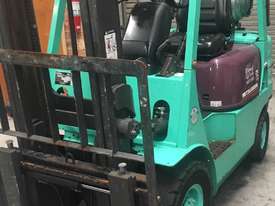 Forklift CHEAP LOW HOURS - picture1' - Click to enlarge