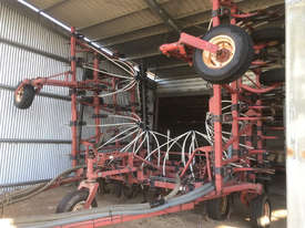 Morris Concept 2000 Seeder Bar Seeding/Planting Equip - picture0' - Click to enlarge