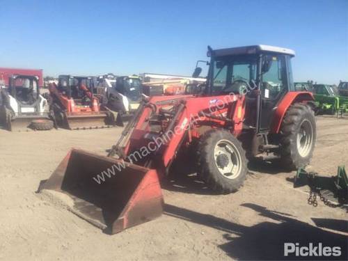 Massey Ferguson 4225 4WD