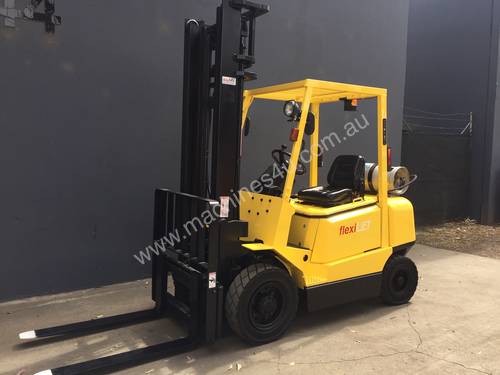 HYSTER H2.5 DX Counterbalance Forklift with Side-shift Refurbished & Repainted