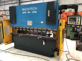 Used Machtech APB 80-2500 NC Pressbrake. With light curtains, tooling & 2-axis NC control - picture0' - Click to enlarge