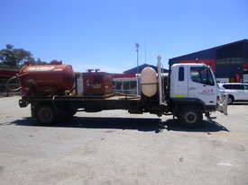 1996 Mitsubishi FM600 Rigid Flat Bed Truck with FX30 Diesel Powered 800 Gallon Vacuum Tank - picture2' - Click to enlarge
