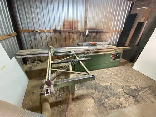 Used Panel Saw, good working condition. Rips up to 620mm.