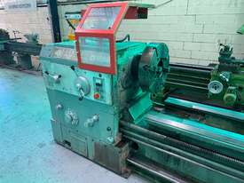 SHENYANG CW6280B CENTRE LATHE - picture2' - Click to enlarge