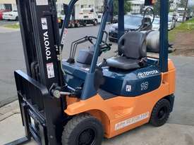 Toyota forklift for sale-7fg18 2003 model 4.3m Container Mast 1.8 Ton solid tyres ready to go - picture0' - Click to enlarge
