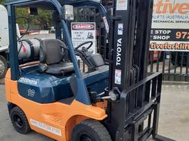 Toyota forklift for sale-7fg18 2003 model 4.3m Container Mast 1.8 Ton solid tyres ready to go - picture1' - Click to enlarge