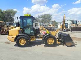 2013 Caterpillar 906H2 Wheel Loader - picture0' - Click to enlarge