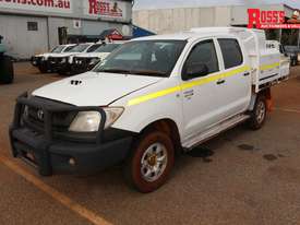 Toyota 2011 Hilux 150 Dual Cab Ute - picture0' - Click to enlarge