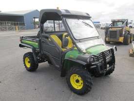 John Deere Gator - picture0' - Click to enlarge