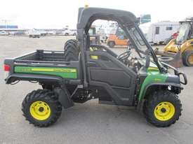 John Deere Gator - picture0' - Click to enlarge