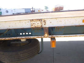 Freighter Semi Flat top Trailer - picture2' - Click to enlarge